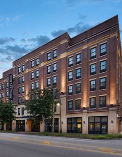 Fairfield Inn & Suites Downtown
