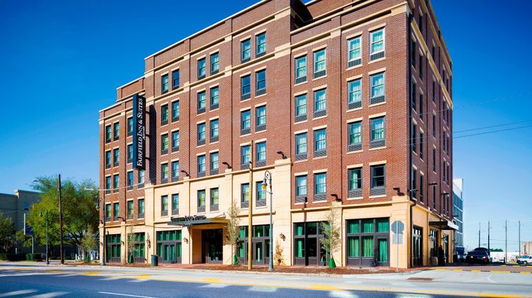 Fairfield Inn & Suites Downtown Exterior