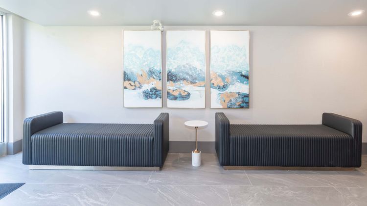Sandman Hotel Regina Lobby