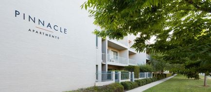 Pinnacle Apartments Exterior