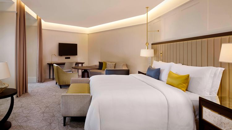 The Alexander, a Luxury Collection Hotel Suite