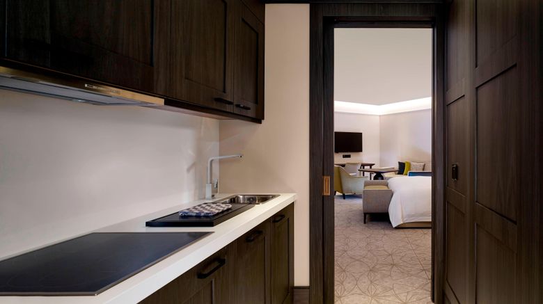 <b>The Alexander, a Luxury Collection Hotel Room</b>. Images powered by <a href="https://www.leonardoworldwide.com/" title="Leonardo Worldwide" target="_blank">Leonardo</a>.