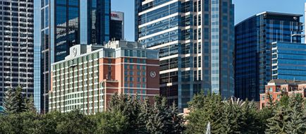 Sheraton Suites Calgary Eau Claire Exterior