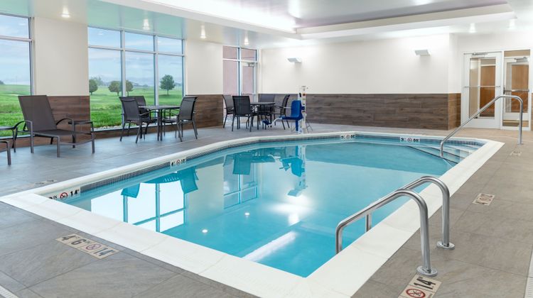 Fairfield Inn & Suites Sioux Center Pool
