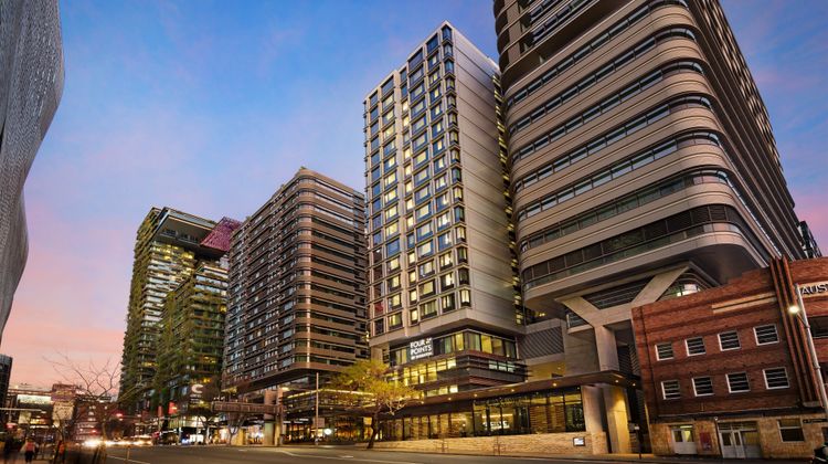 Four Points by Sheraton, Central Park Exterior