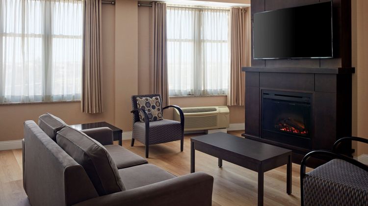 Delta Hotels Guelph Conference Centre Room
