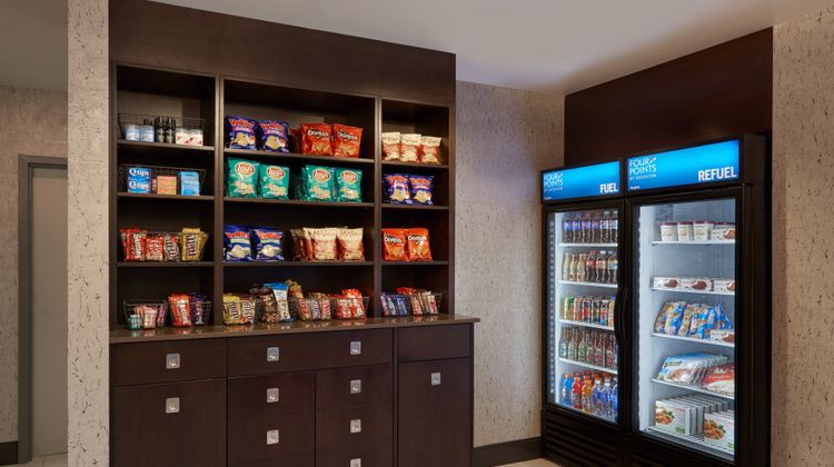 Four Points by Sheraton Vaughan Restaurant