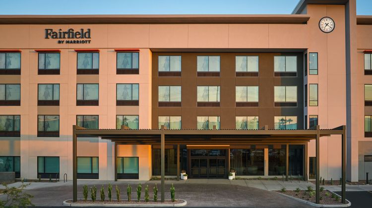 Fairfield Inn & Suites Tempe Exterior