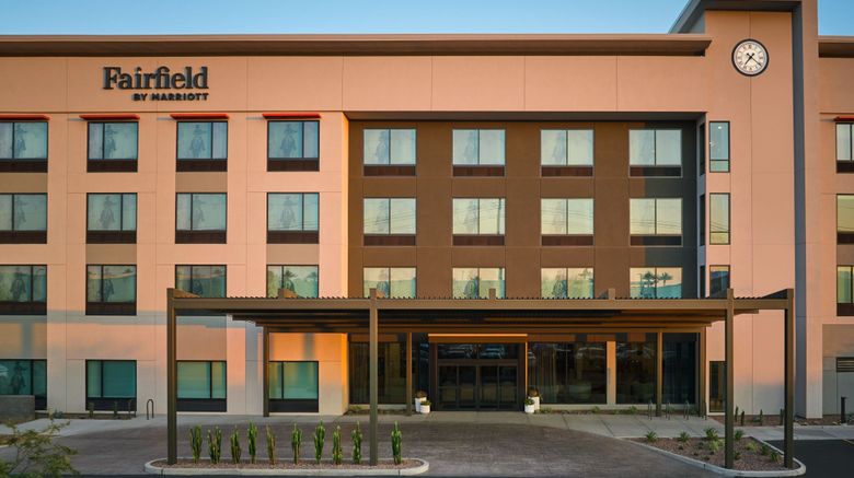 <b>Fairfield Inn & Suites Tempe Exterior</b>. Images powered by <a href="https://www.leonardoworldwide.com/" title="Leonardo Worldwide" target="_blank">Leonardo</a>.