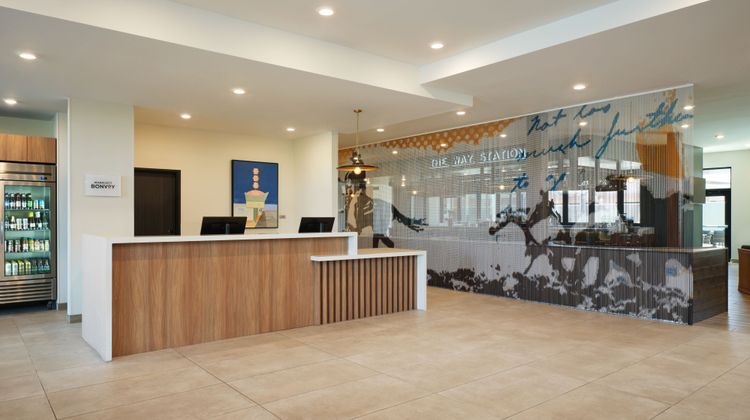 Fairfield Inn & Suites Tempe Lobby