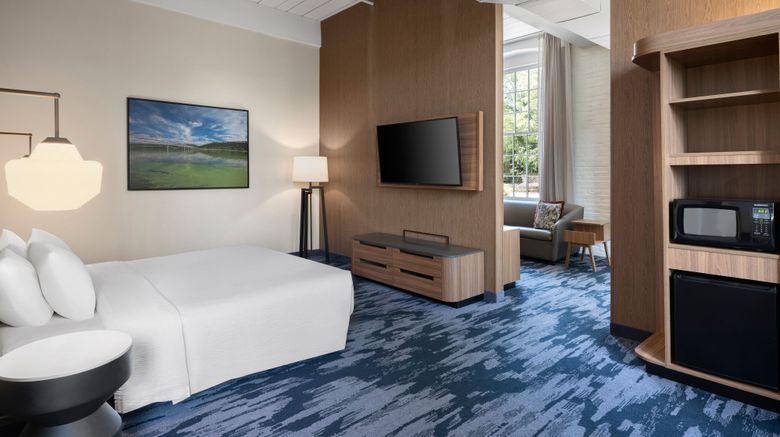 <b>Fairfield Inn & Suites Eagle Cotton Mill Suite</b>. Images powered by <a href="https://www.leonardoworldwide.com/" title="Leonardo Worldwide" target="_blank">Leonardo</a>.