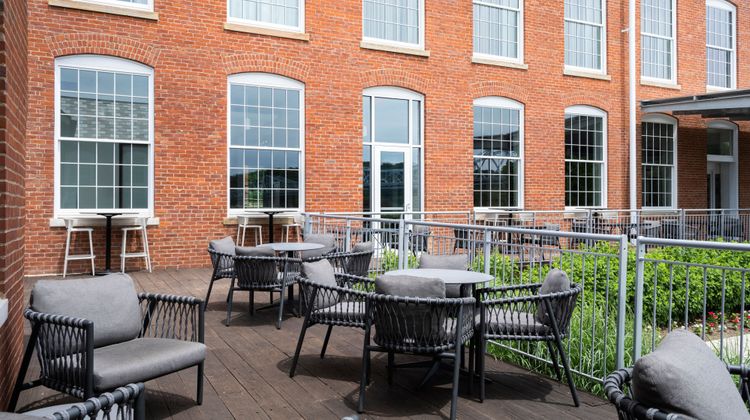 Fairfield Inn & Suites Eagle Cotton Mill Exterior