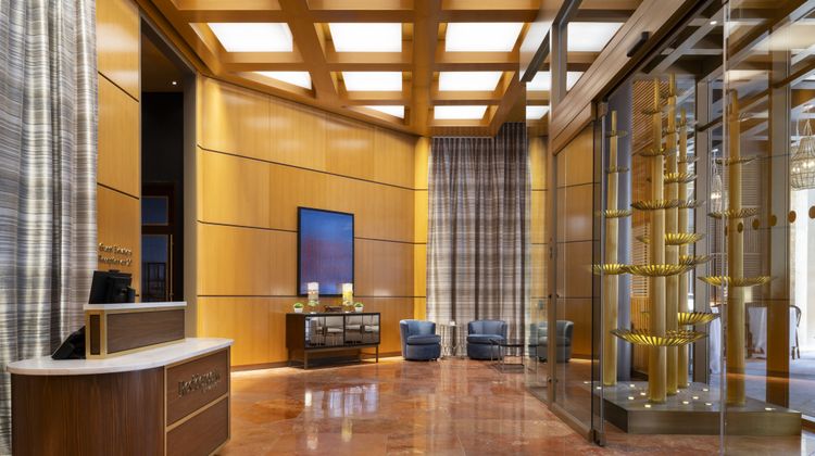 Residence Inn Downtown Magnificent Mile Lobby