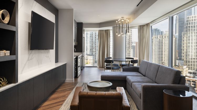 Residence Inn Downtown Magnificent Mile Room