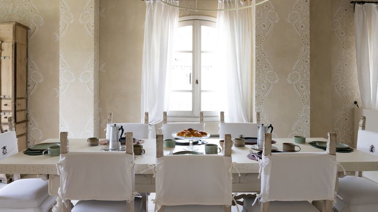 <b>Elizabeth Country House Restaurant</b>. Images powered by <a href="https://www.leonardoworldwide.com/" title="Leonardo Worldwide" target="_blank">Leonardo</a>.