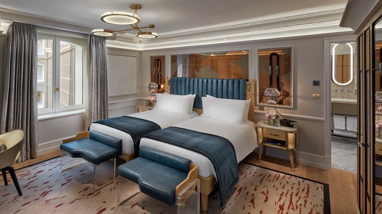 <b>Mandarin Oriental Hyde Park, London Room</b>. Images powered by <a href="https://www.leonardoworldwide.com/" title="Leonardo Worldwide" target="_blank">Leonardo</a>.