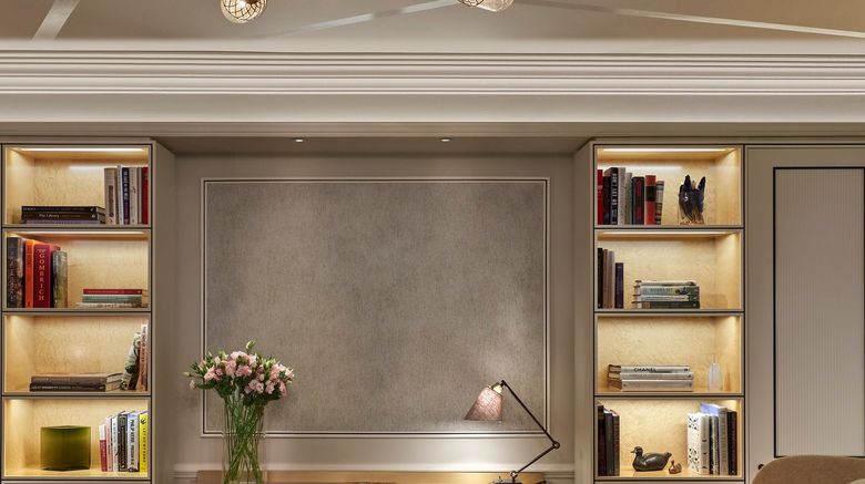 <b>Mandarin Oriental Hyde Park, London Lobby</b>. Images powered by <a href="https://www.leonardoworldwide.com/" title="Leonardo Worldwide" target="_blank">Leonardo</a>.
