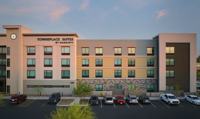 TownePlace Suites by Marriott Tempe Exterior