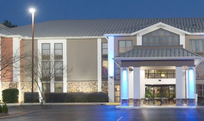 Holiday Inn Express Anderson-I-85 Exterior