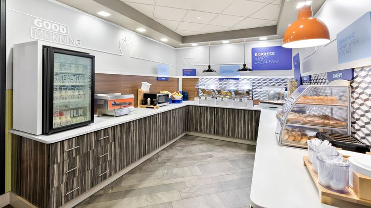 Holiday Inn Express Atlanta NW Galleria Restaurant