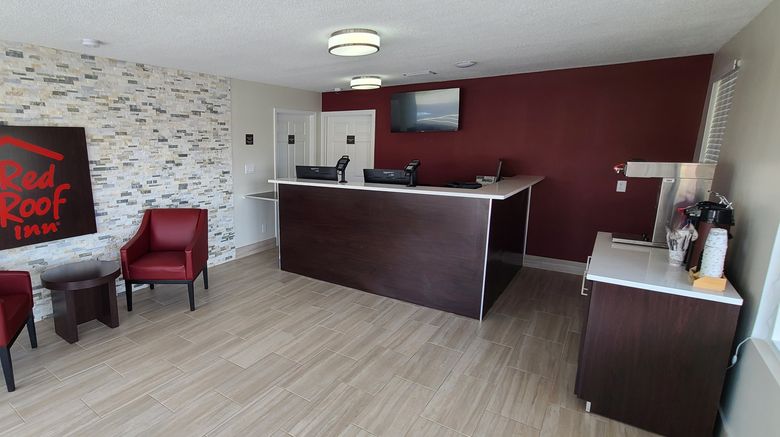 <b>Red Roof Inn Byron Lobby</b>. Images powered by <a href="https://www.leonardoworldwide.com/" title="Leonardo Worldwide" target="_blank">Leonardo</a>.