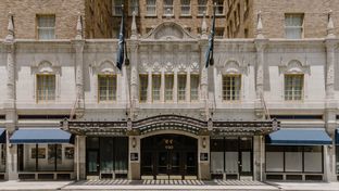 Club Quarters Hotel in Houston