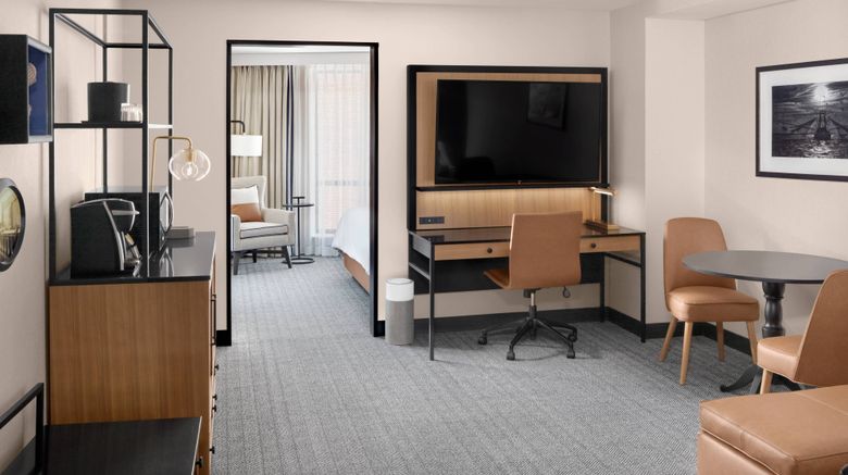 <b>Courtyard Portland Downtown/Waterfront Suite</b>. Images powered by <a href="https://www.leonardoworldwide.com/" title="Leonardo Worldwide" target="_blank">Leonardo</a>.