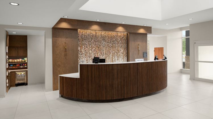 Delta Hotels Colonial Heights Lobby