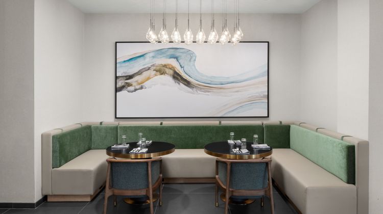 Delta Hotels Colonial Heights Restaurant