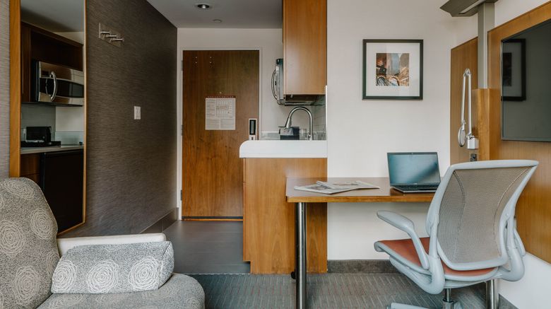 <b>Club Quarters Hotel, Grand Central Suite</b>. Images powered by <a href="https://www.leonardoworldwide.com/" title="Leonardo Worldwide" target="_blank">Leonardo</a>.