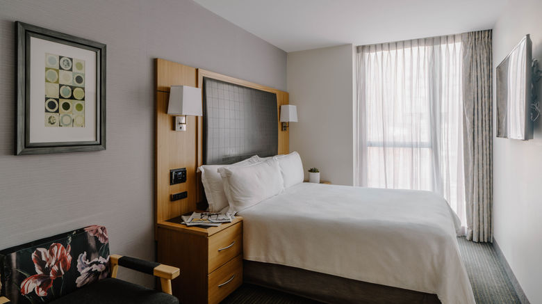 <b>Club Quarters, World Trade Center Suite</b>. Images powered by <a href="https://www.leonardoworldwide.com/" title="Leonardo Worldwide" target="_blank">Leonardo</a>.