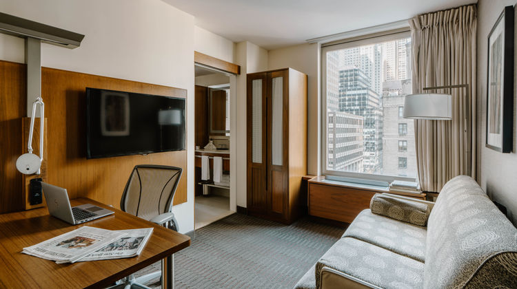 Club Quarters Hotel, Grand Central Suite