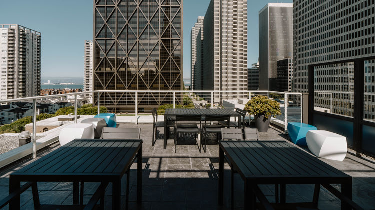 Club Quarters in San Francisco Exterior