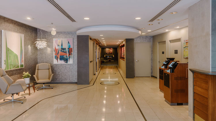 Club Quarters in San Francisco Lobby