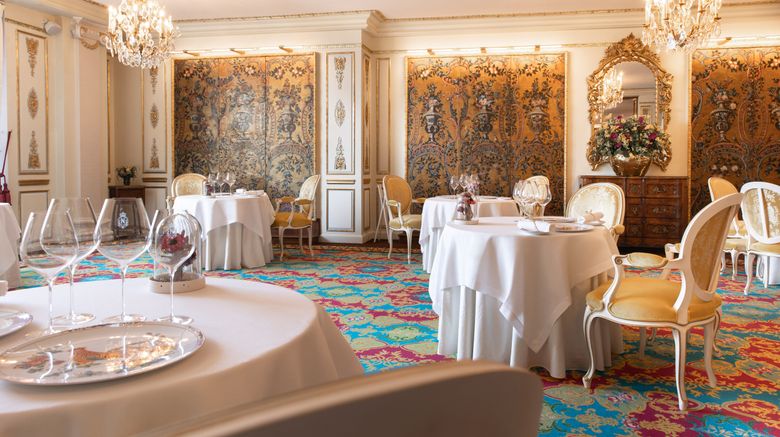 <b>Hotel Le Negresco Restaurant</b>. Images powered by <a href="https://www.leonardoworldwide.com/" title="Leonardo Worldwide" target="_blank">Leonardo</a>.