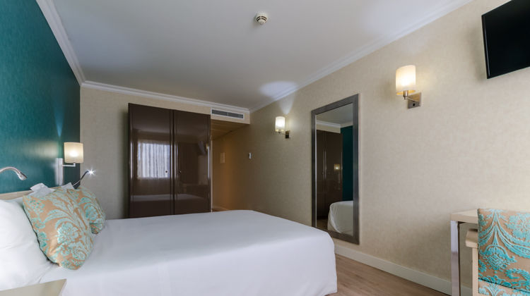 Olissippo Marques de Sa Room
