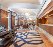 Omni Chicago Hotel Lobby