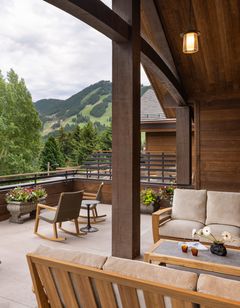 Rusty Parrot Lodge & Spa