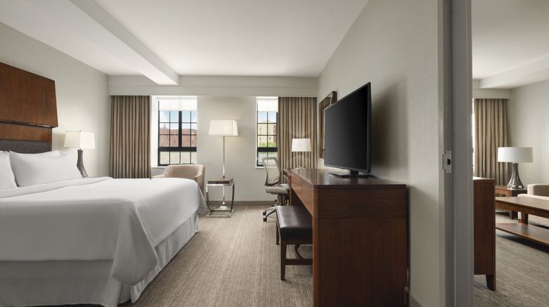 <b>The Westin Portland Harborview Suite</b>. Images powered by <a href="https://www.leonardoworldwide.com/" title="Leonardo Worldwide" target="_blank">Leonardo</a>.