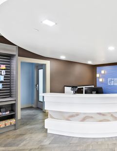 Holiday Inn Express Atlanta NW Galleria