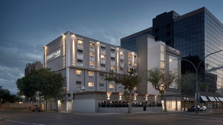 Courtyard Regina Downtown Marriott Exterior