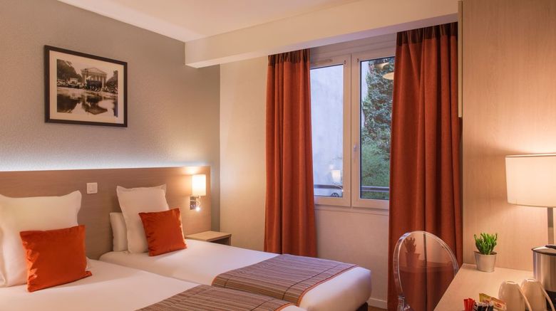 <b>Classics Hotel Bastille Room</b>. Images powered by <a href="https://www.leonardoworldwide.com/" title="Leonardo Worldwide" target="_blank">Leonardo</a>.