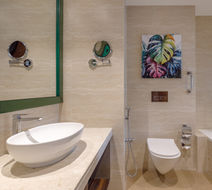 Holiday Inn Resort Budhanilkan Room