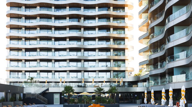 <b>Crowne Plaza Constanta Mamaia Pool</b>. Images powered by <a href="https://www.leonardoworldwide.com/" title="Leonardo Worldwide" target="_blank">Leonardo</a>.
