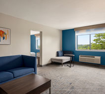 Holiday Inn Express Room