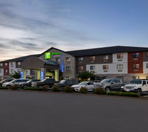Holiday Inn Express Exterior