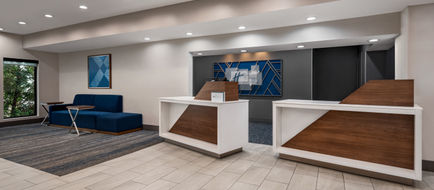 Holiday Inn Express Exterior