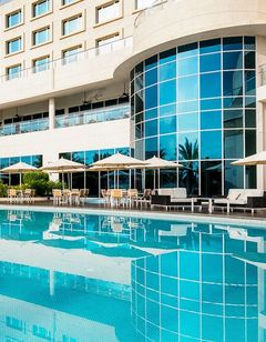 Crowne Plaza Muscat OCEC