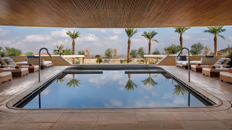<b>Six Senses Southern Dunes, The Red Sea Pool</b>. Images powered by <a href="https://www.leonardoworldwide.com/" title="Leonardo Worldwide" target="_blank">Leonardo</a>.