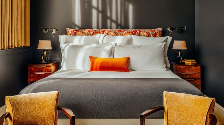 <b>Soho House Chicago Room</b>. Images powered by <a href="https://www.leonardoworldwide.com/" title="Leonardo Worldwide" target="_blank">Leonardo</a>.